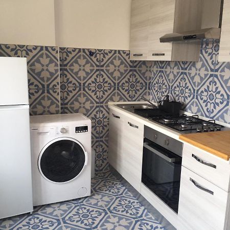 La Dimora Delle Sirene Apartment Salerno Exterior foto