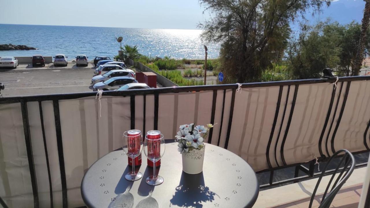 La Dimora Delle Sirene Apartment Salerno Exterior foto